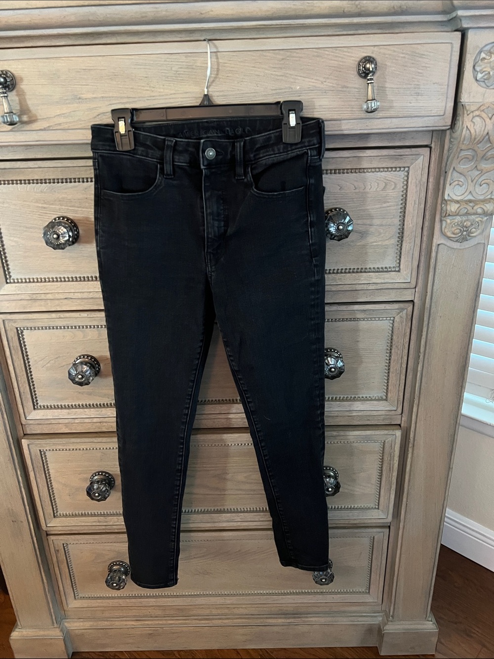 American Eagle Outfitters Black Women's Dream Jean. Size 6